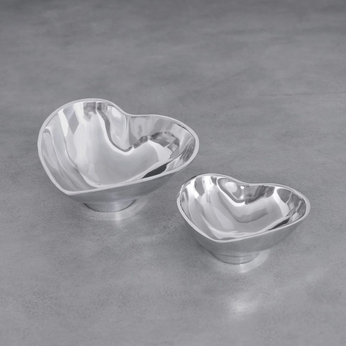 beatriz-ball-giftables-deep-heart-small-bowl
