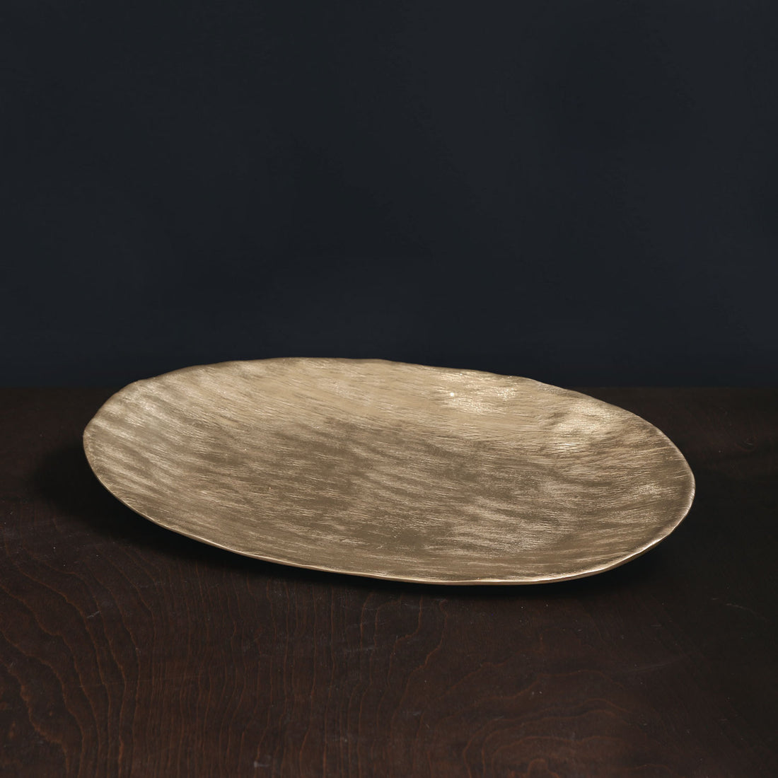 SIERRA MODERN Strie Brooklyn Medium Oval Platter (Gold)