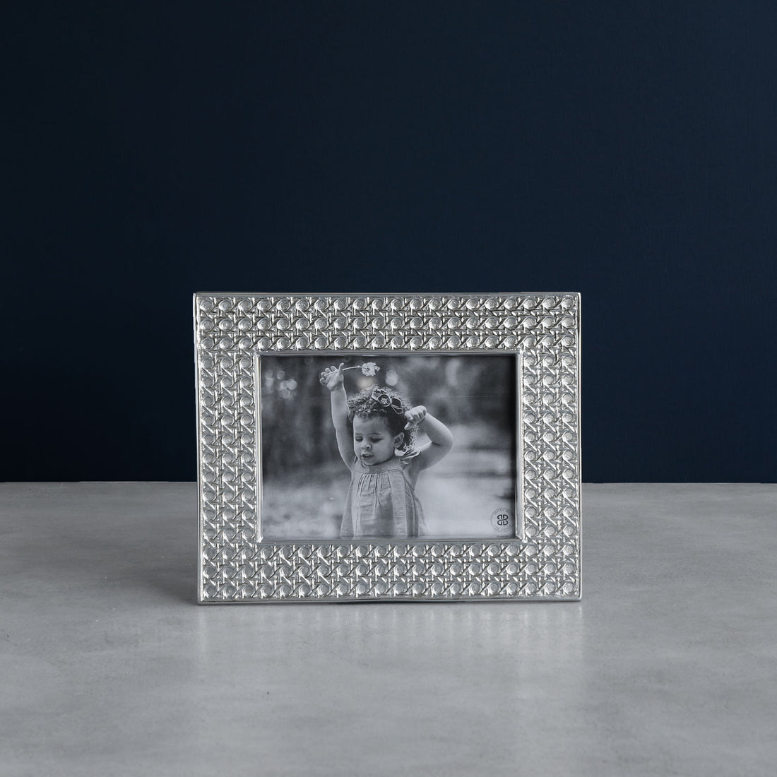 beatriz-ball-frame-rattan-5-x-7
