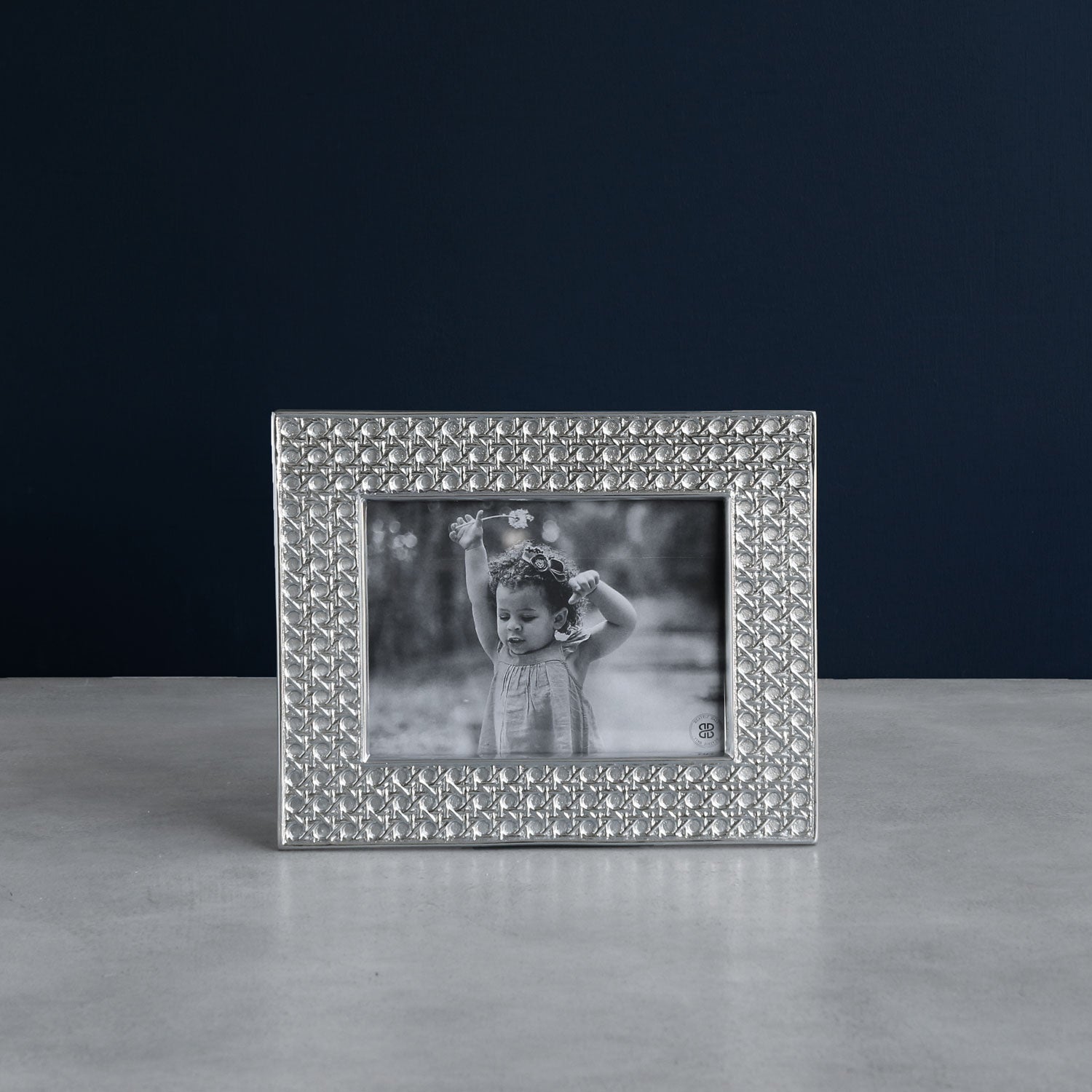 beatriz-ball-frame-rattan-5-x-7