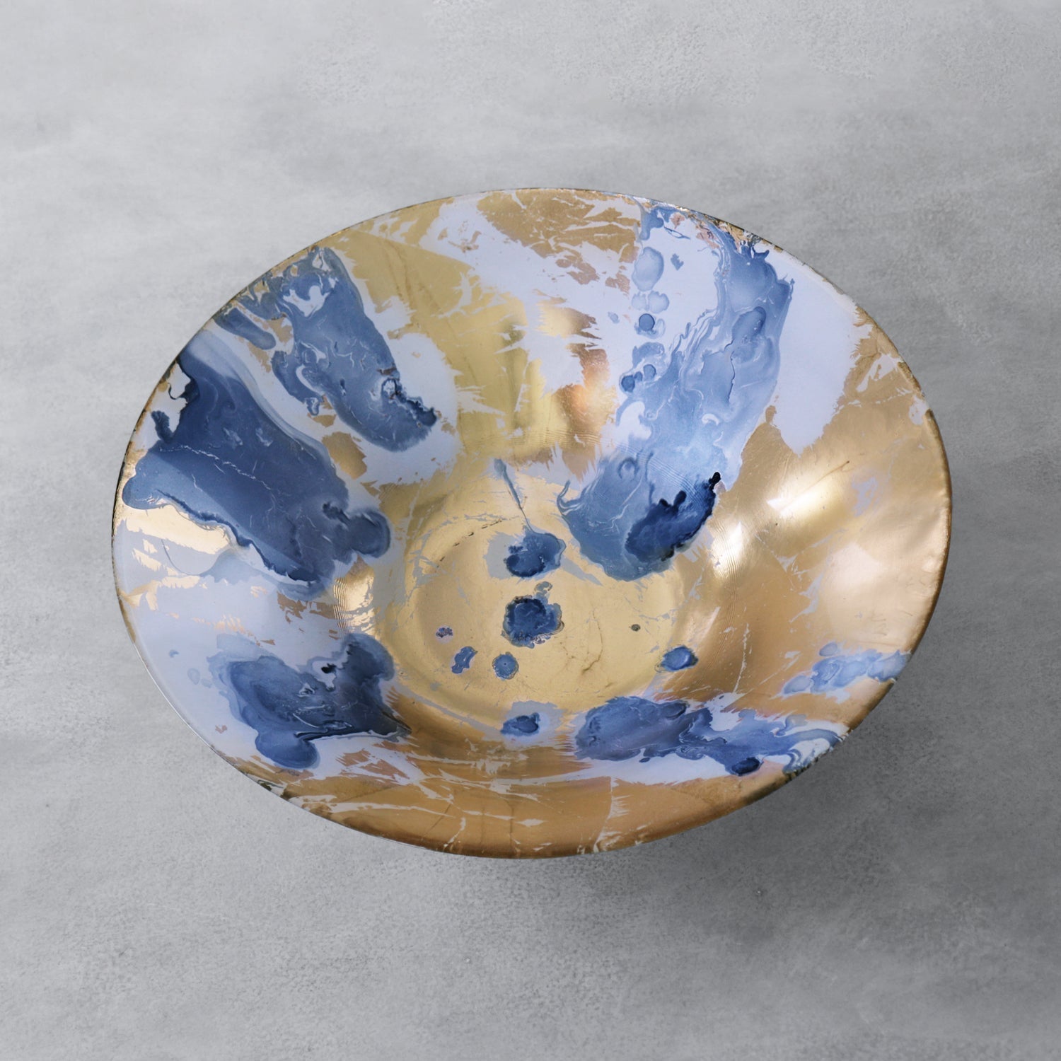 beatriz-ball-glass-new-orleans-extra-large-painted-centerpiece-blue-gold