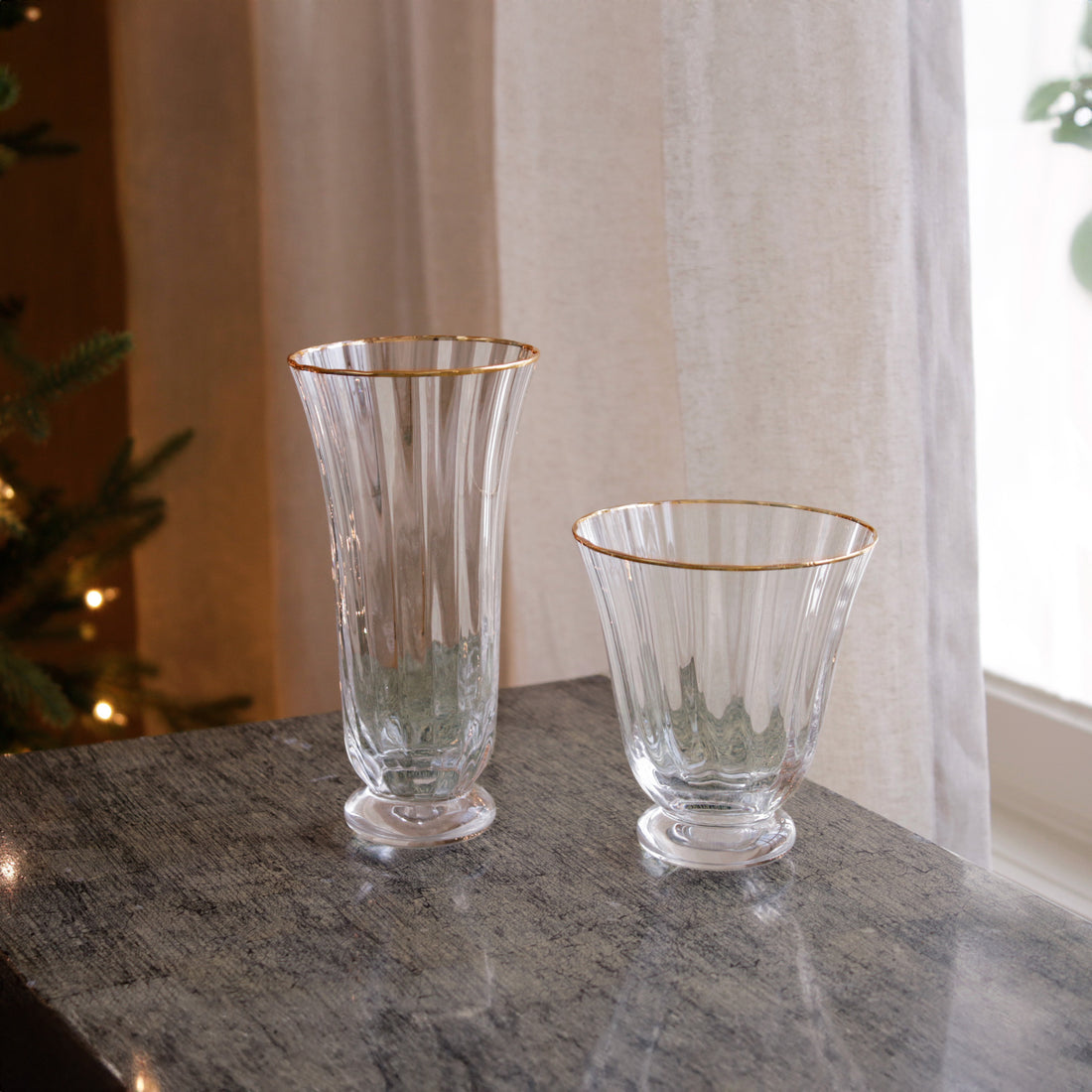 beatriz-ball-glass-audrey-stemless-flute-with-gold-rim-set-of-4-clear-and-gold