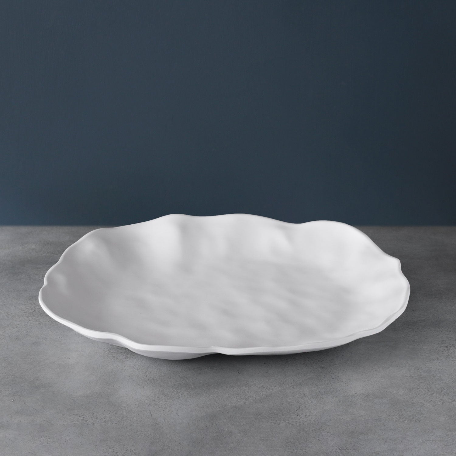 beatriz-ball-vida-nube-large-oval-platter-white-seconds-non-refundable