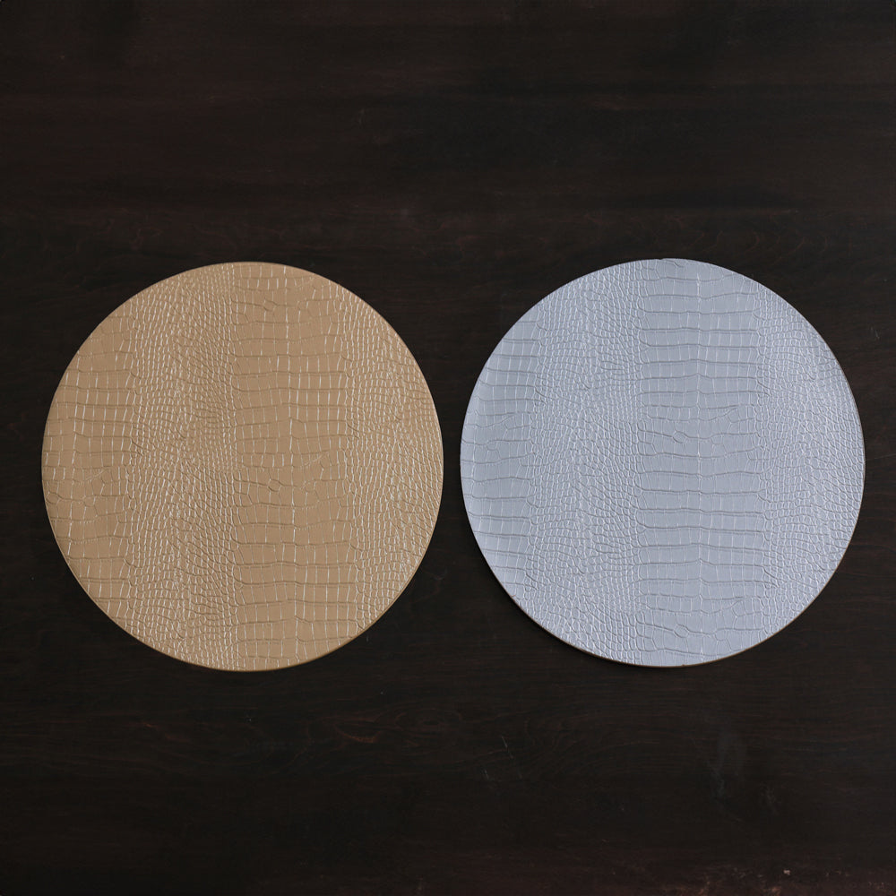 VIDA Croc Reversible 16&quot; Round Placemats Set of 4 (Silver and Gold)