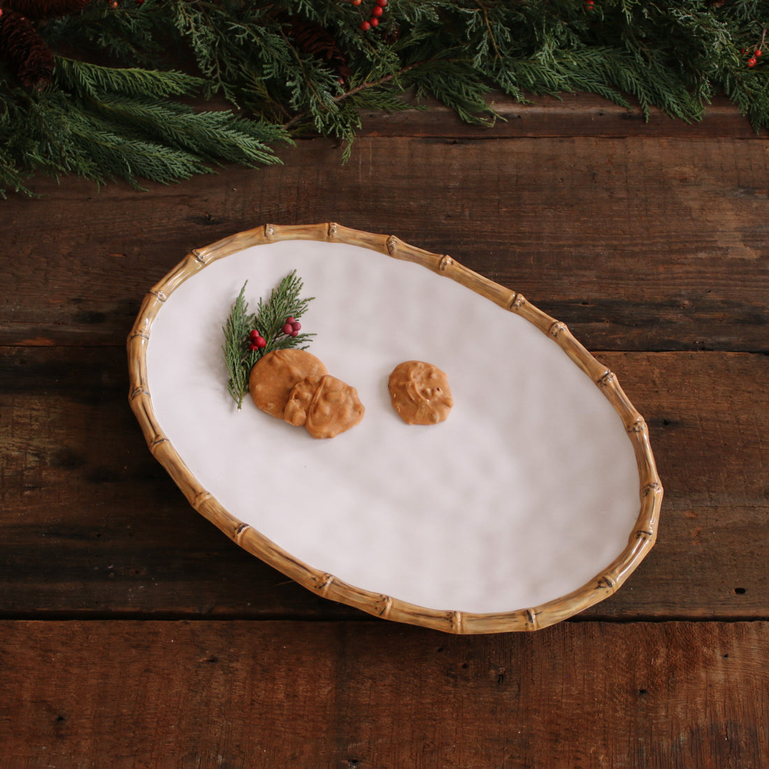 beatriz-ball-vida-bamboo-large-oval-platter-white-and-natural