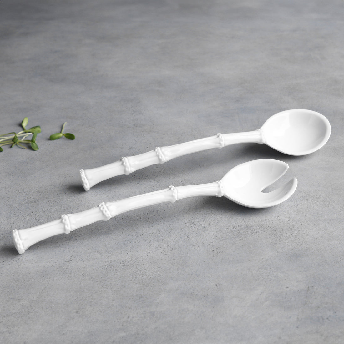 beatriz-ball-vida-bamboo-large-salad-servers-white