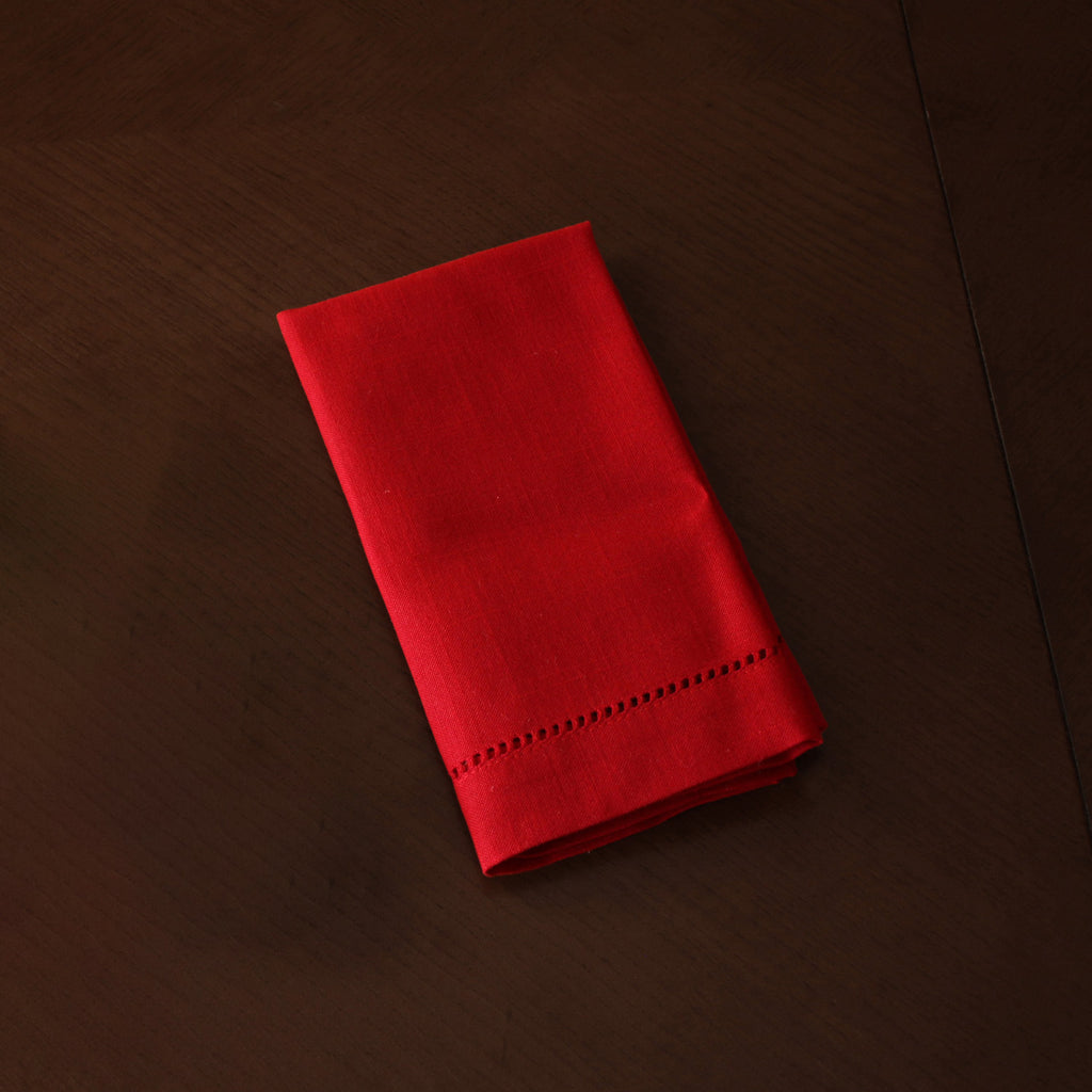 beatriz-ball-linen-classics-napkins-set-of-4-red