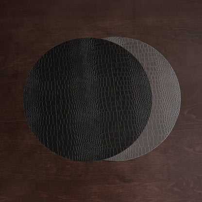 VIDA Croc Reversible 16&quot; Round Placemats Set of 4 (Black and Grey)