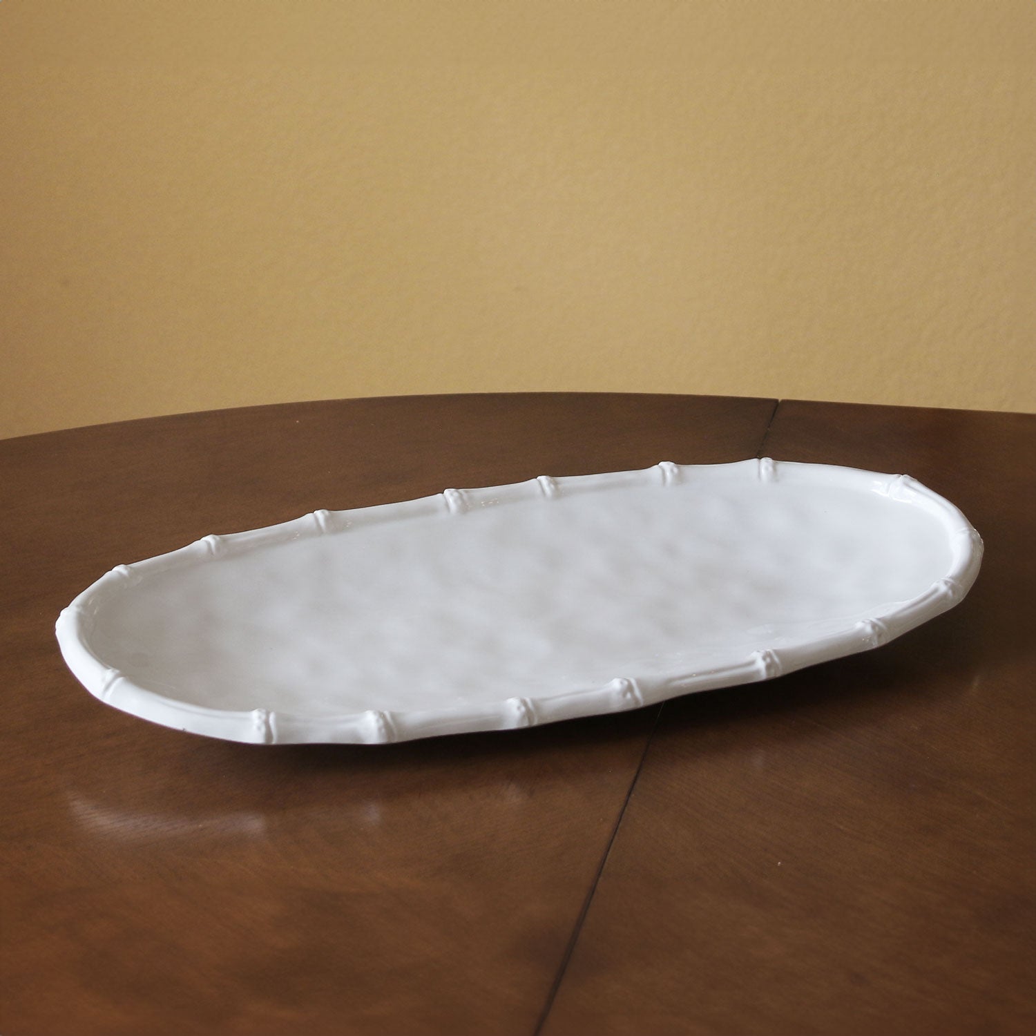 beatriz-ball-vida-bamboo-medium-oval-platter-white