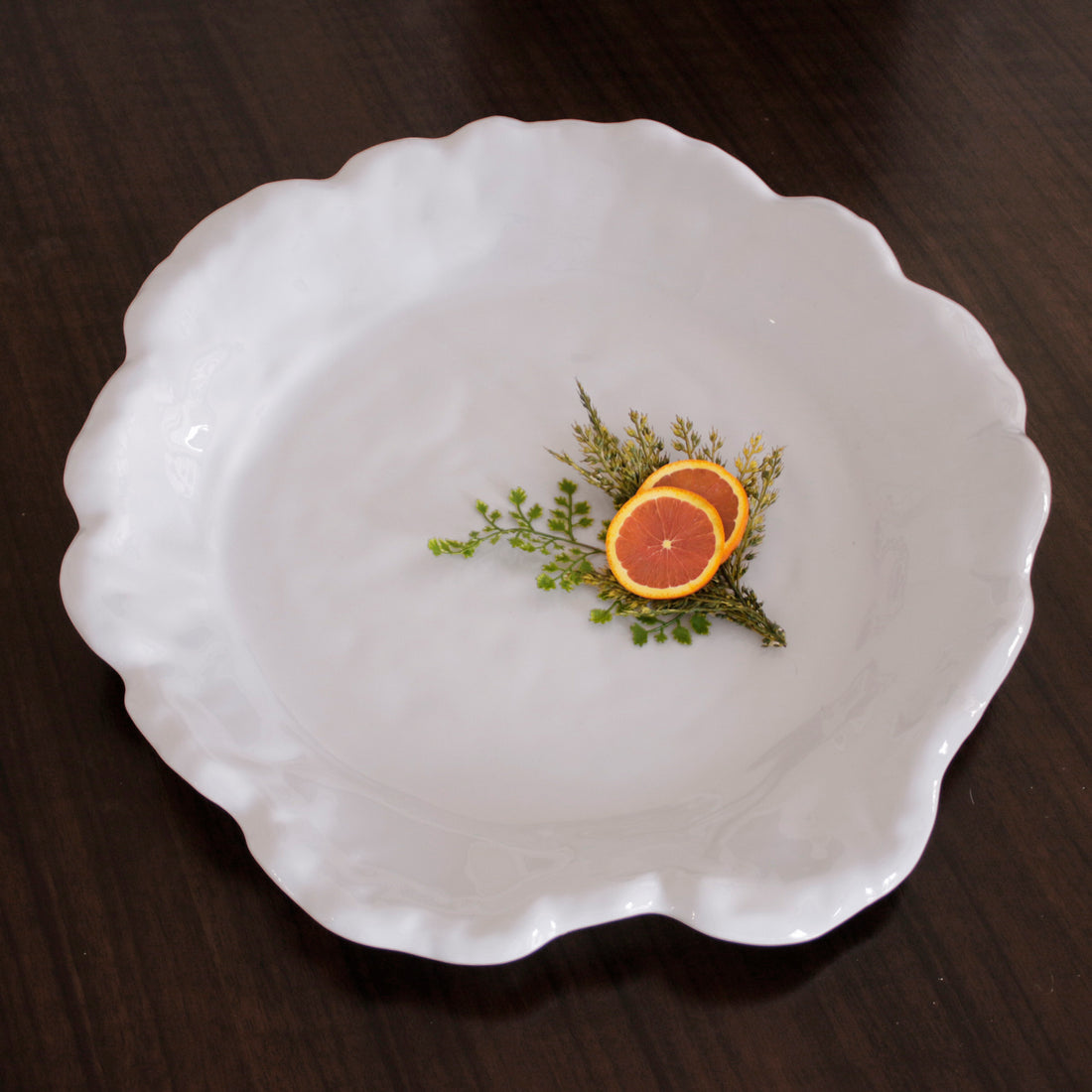 beatriz-ball-vida-havana-extra-large-round-platter-white