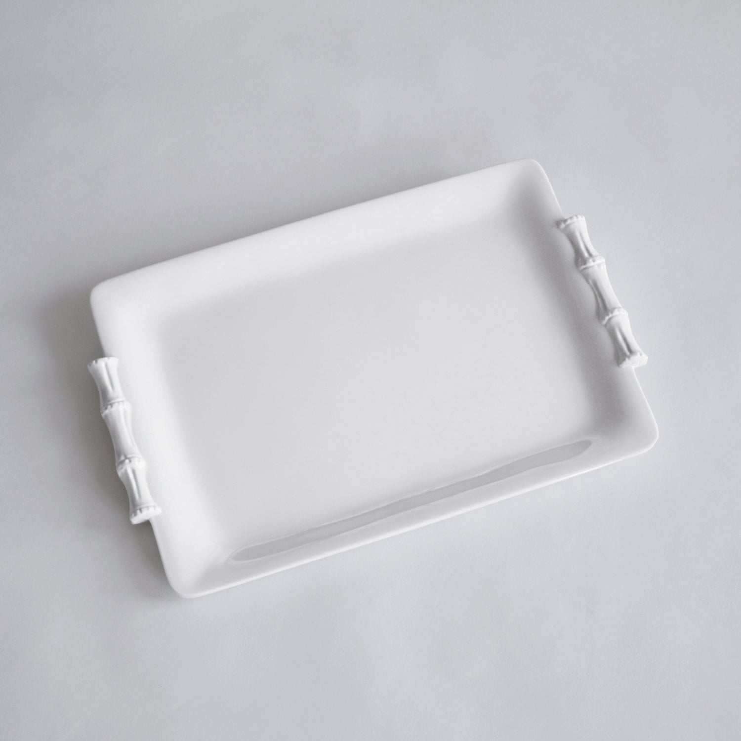 beatriz-ball-vida-bamboo-medium-rectangular-tray-white