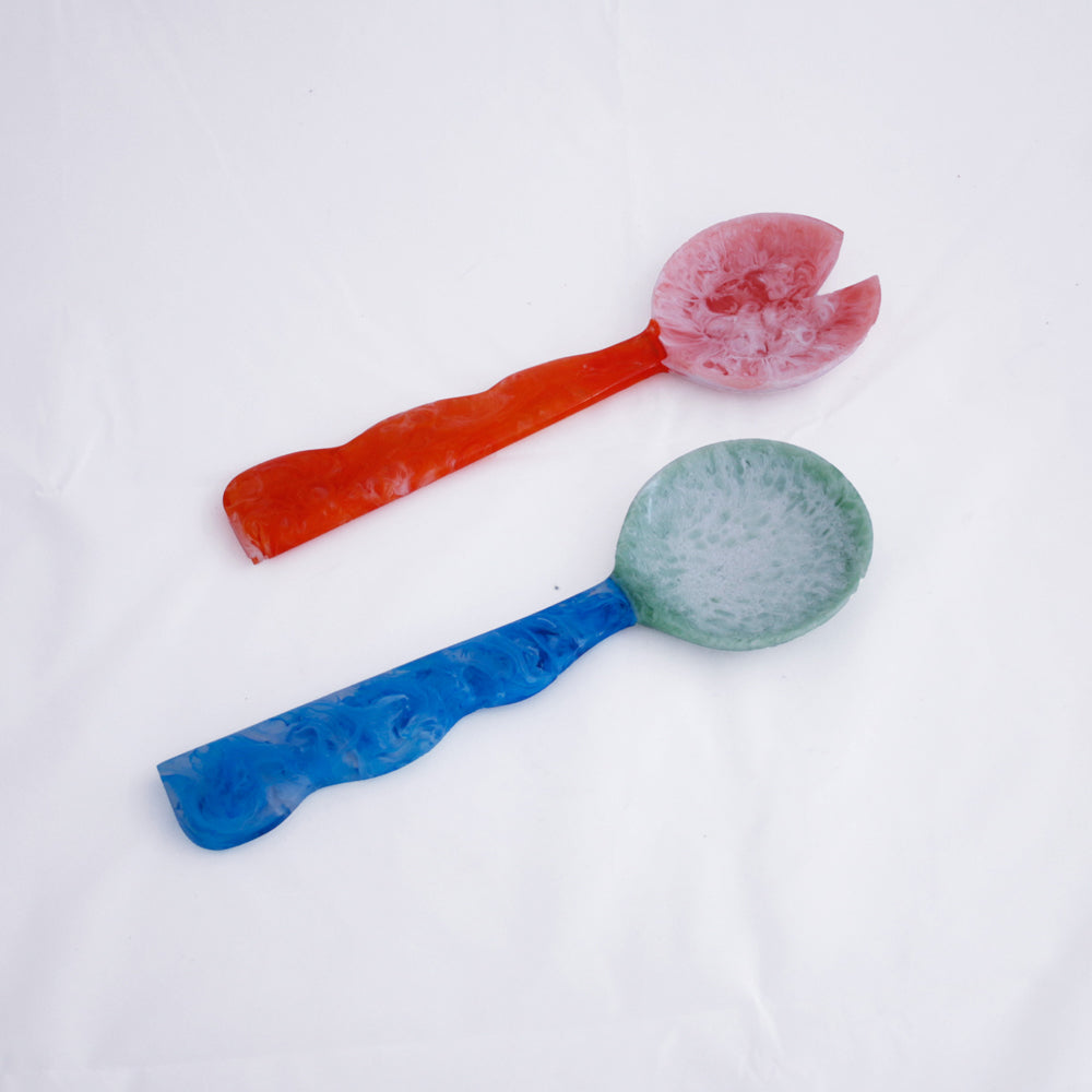 beatriz-ball-vida-resin-salad-servers-orange-and-blue