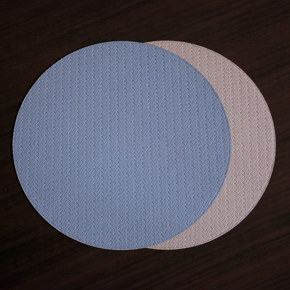 VIDA Snakeskin Reversible 15&quot; Round Placemats Set of 4 (Slate Blue and Tan Brown)