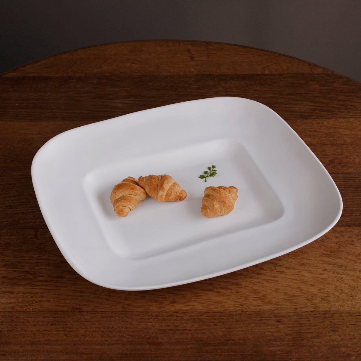 beatriz-ball-vida-nube-extra-large-rectangle-centerpiece-white-seconds-non-refundable