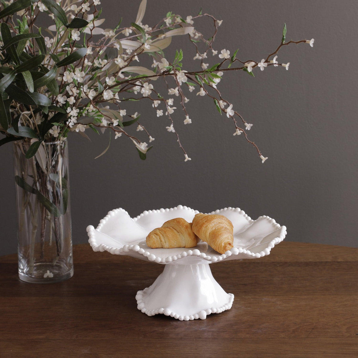 beatriz-ball-vida-alegria-small-pedestal-cake-plate-white