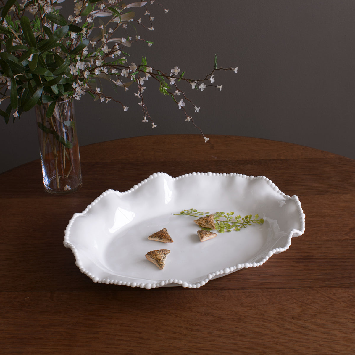 beatriz-ball-vida-alegria-oval-platter-white