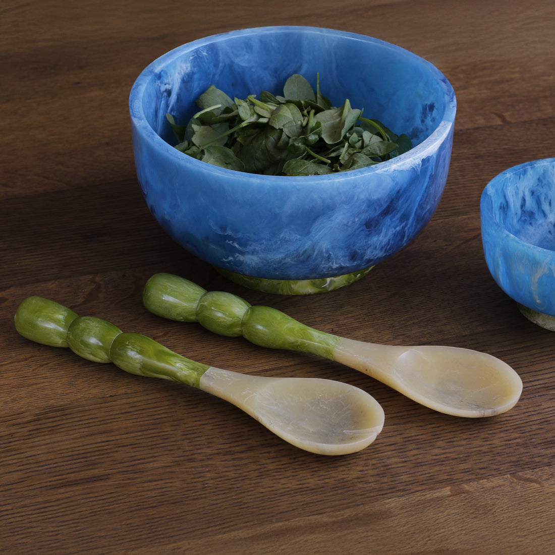 beatriz-ball-resin-rio-bubble-salad-servers-green