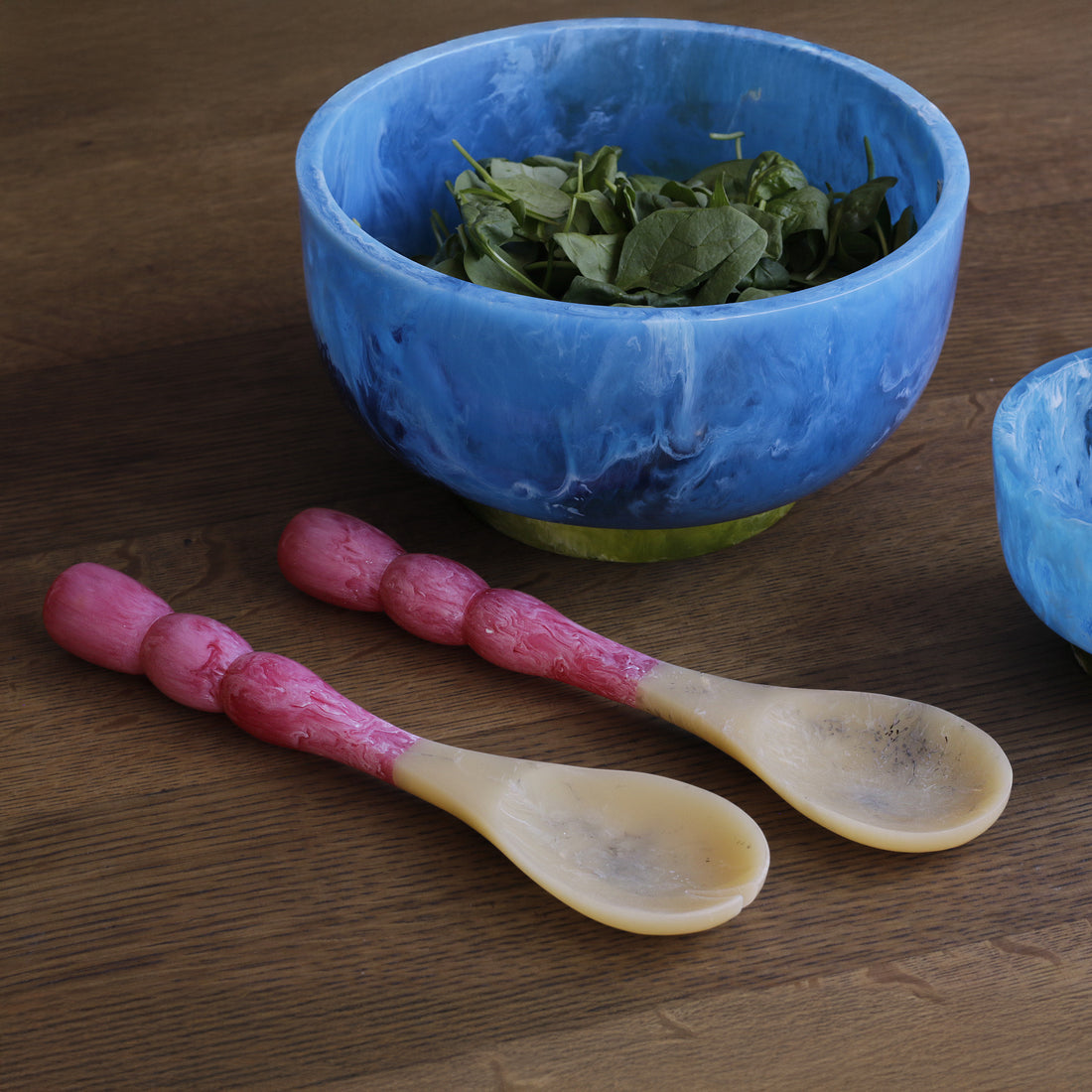 beatriz-ball-resin-rio-bubble-salad-servers-pink