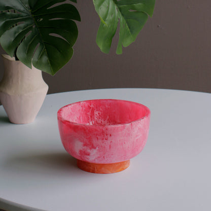 beatriz-ball-resin-rio-small-bowl-with-base-pink-and-orange