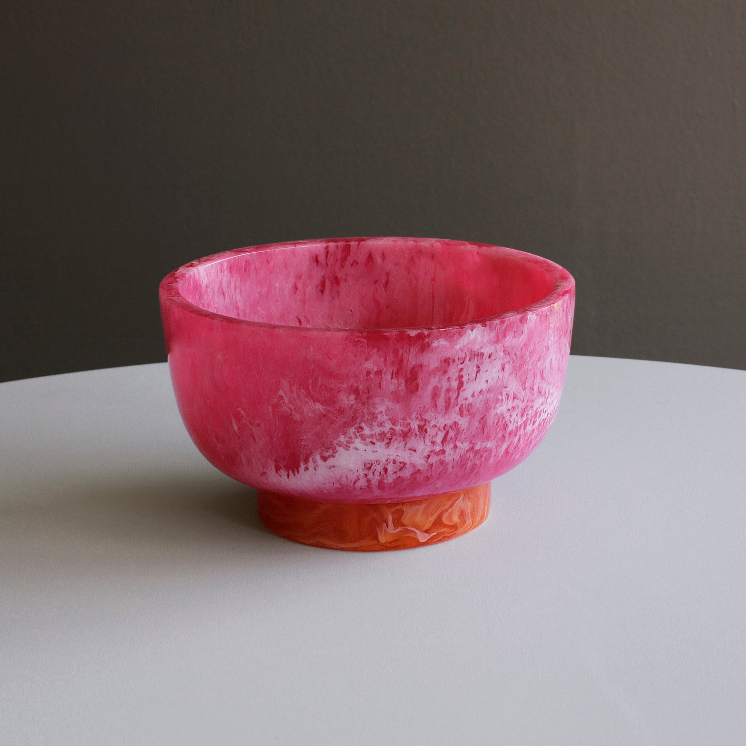 beatriz-ball-resin-rio-small-bowl-with-base-pink-and-orange