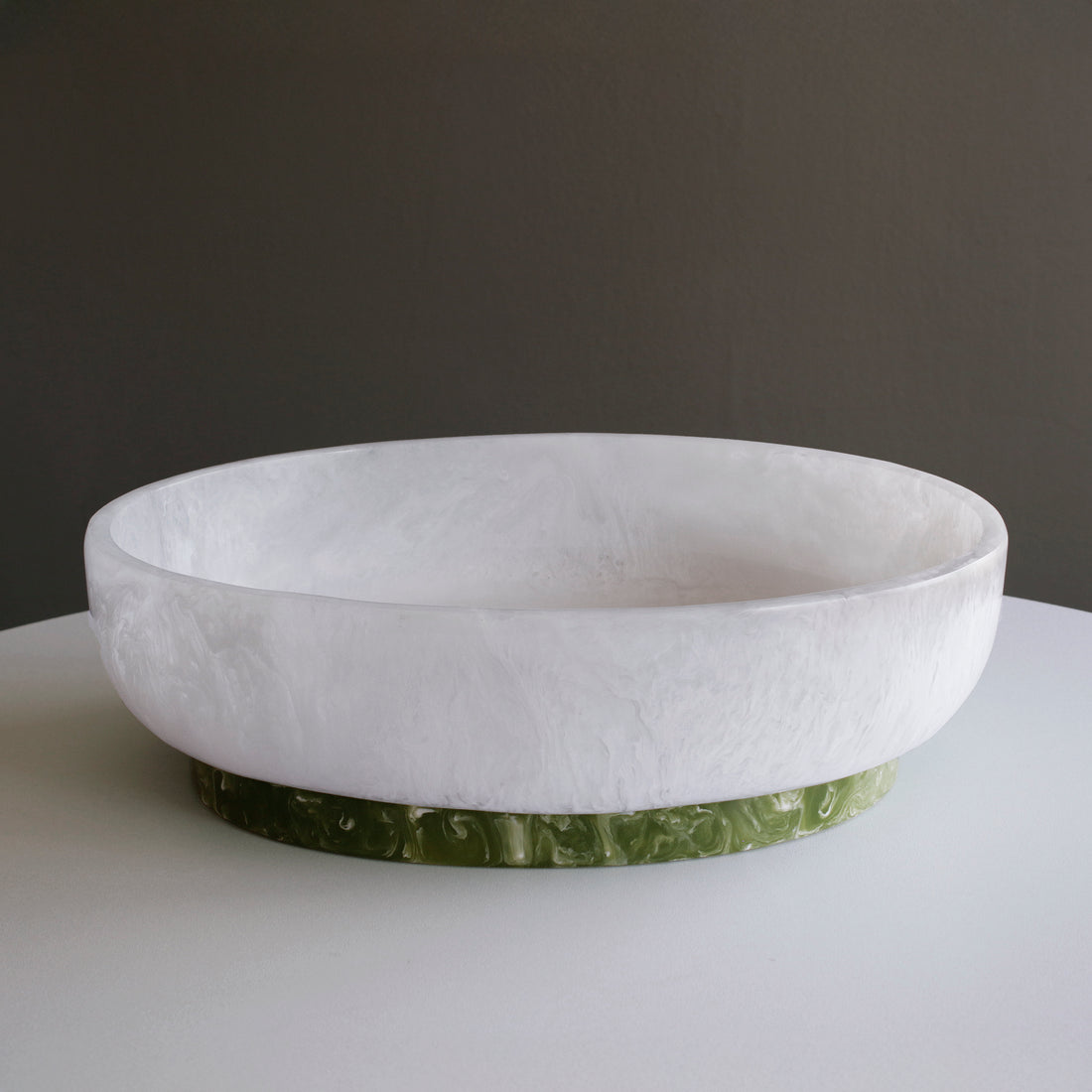 beatriz-ball-resin-rio-large-oval-bowl-with-base-white-and-green