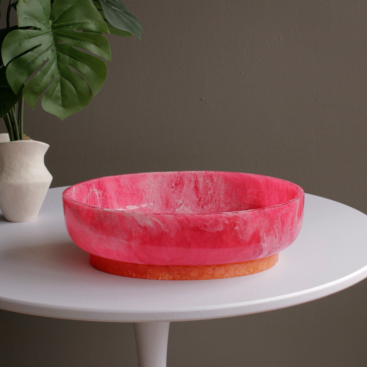 beatriz-ball-resin-rio-large-oval-bowl-with-base-pink-and-orange