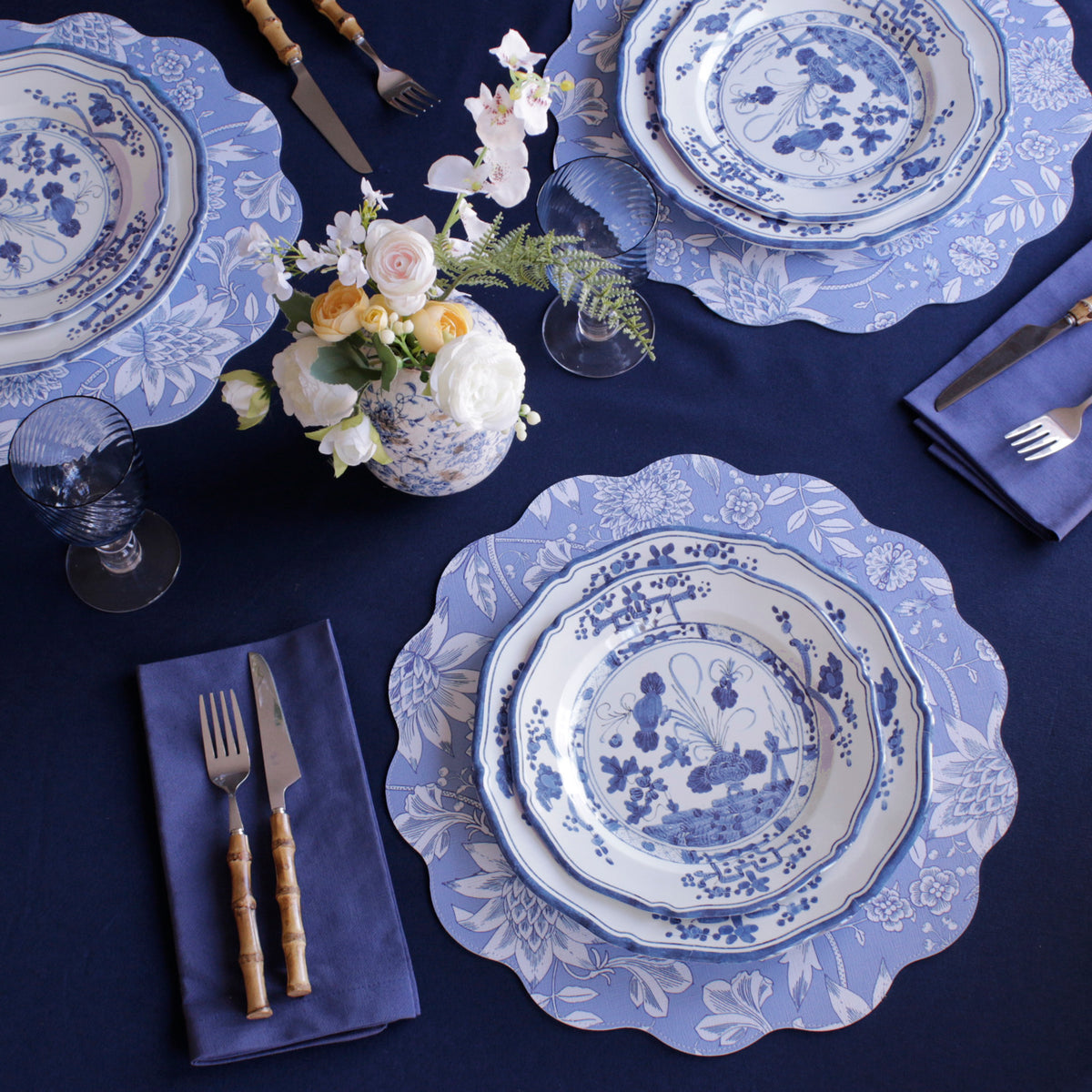 VIDA Faenza Salad Plate Set of 4 (White and Blue)