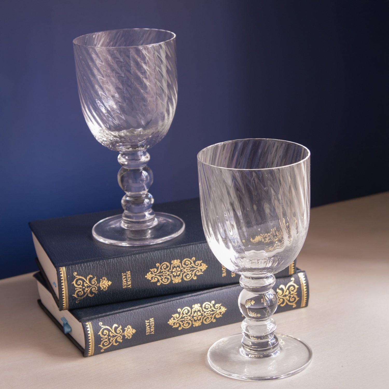 beatriz-ball-glass-french-swirl-wine-set-of-4-clear