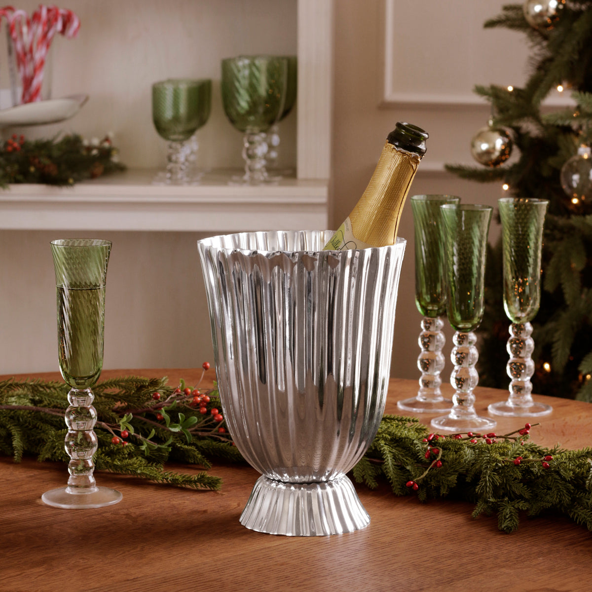 glass-french-swirl-champagne-flute-set-of-4-green