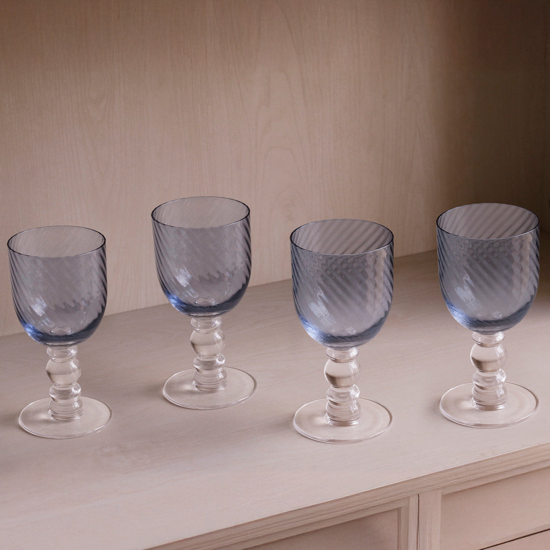 GLASS French Swirl Wine Set of 4 (Blue)
