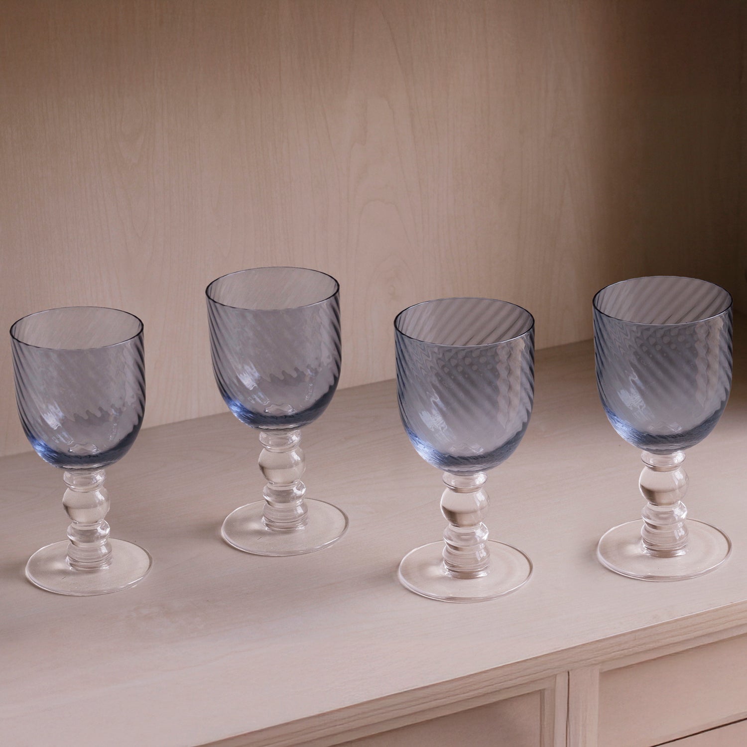 GLASS French Swirl Wine Set of 4 (Blue)