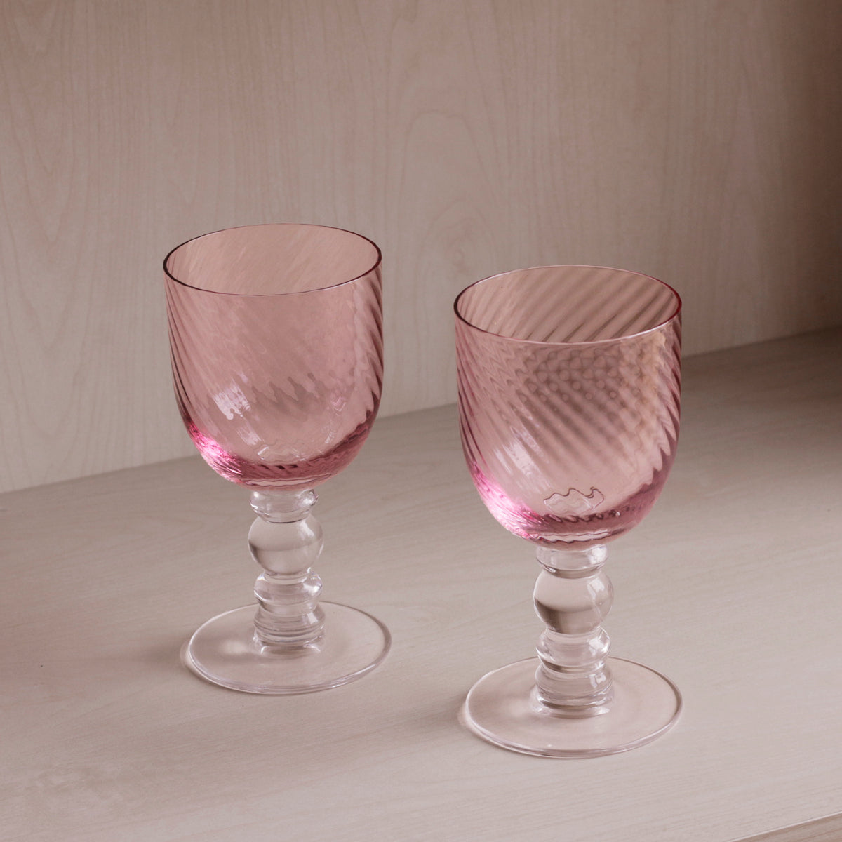 beatriz-ball-glass-french-swirl-wine-set-of-4-pink