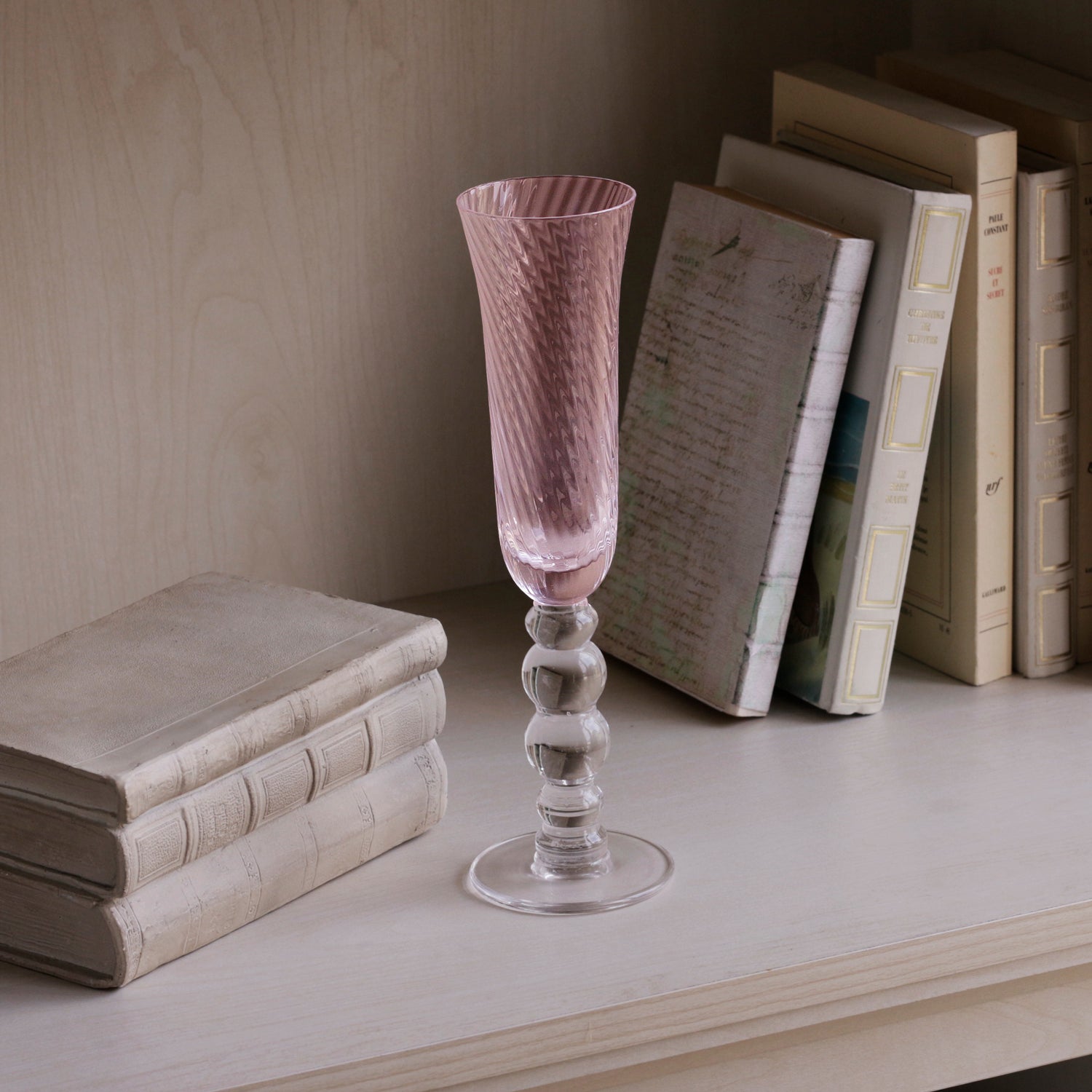 GLASS French Swirl Champagne Flute Set of 4 (Pink)