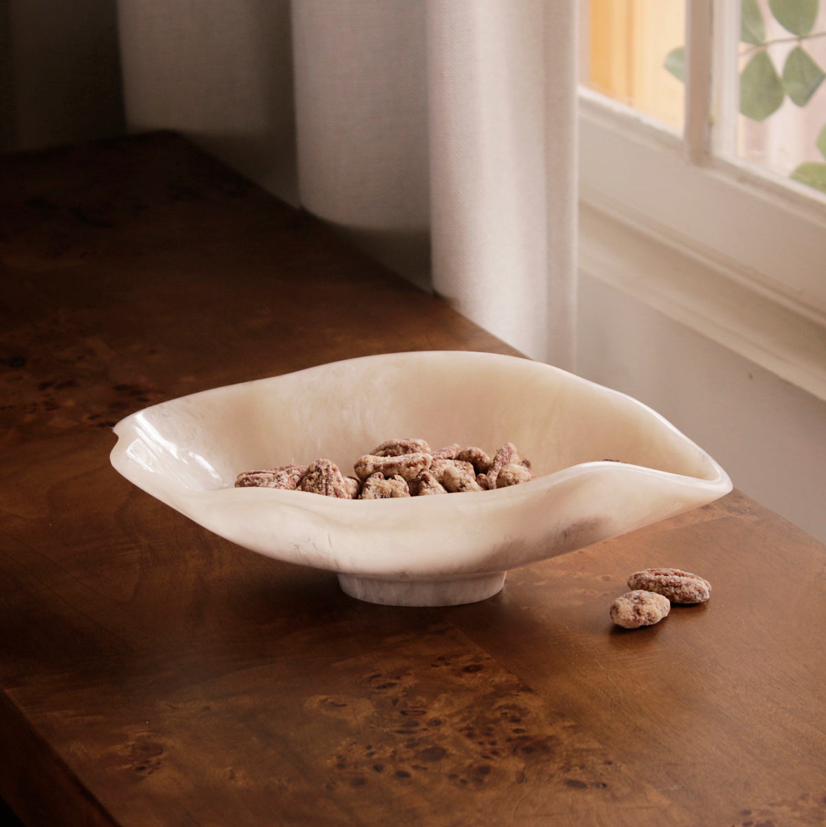 RESIN Alabaster Small Oval Bowl White Swirl
