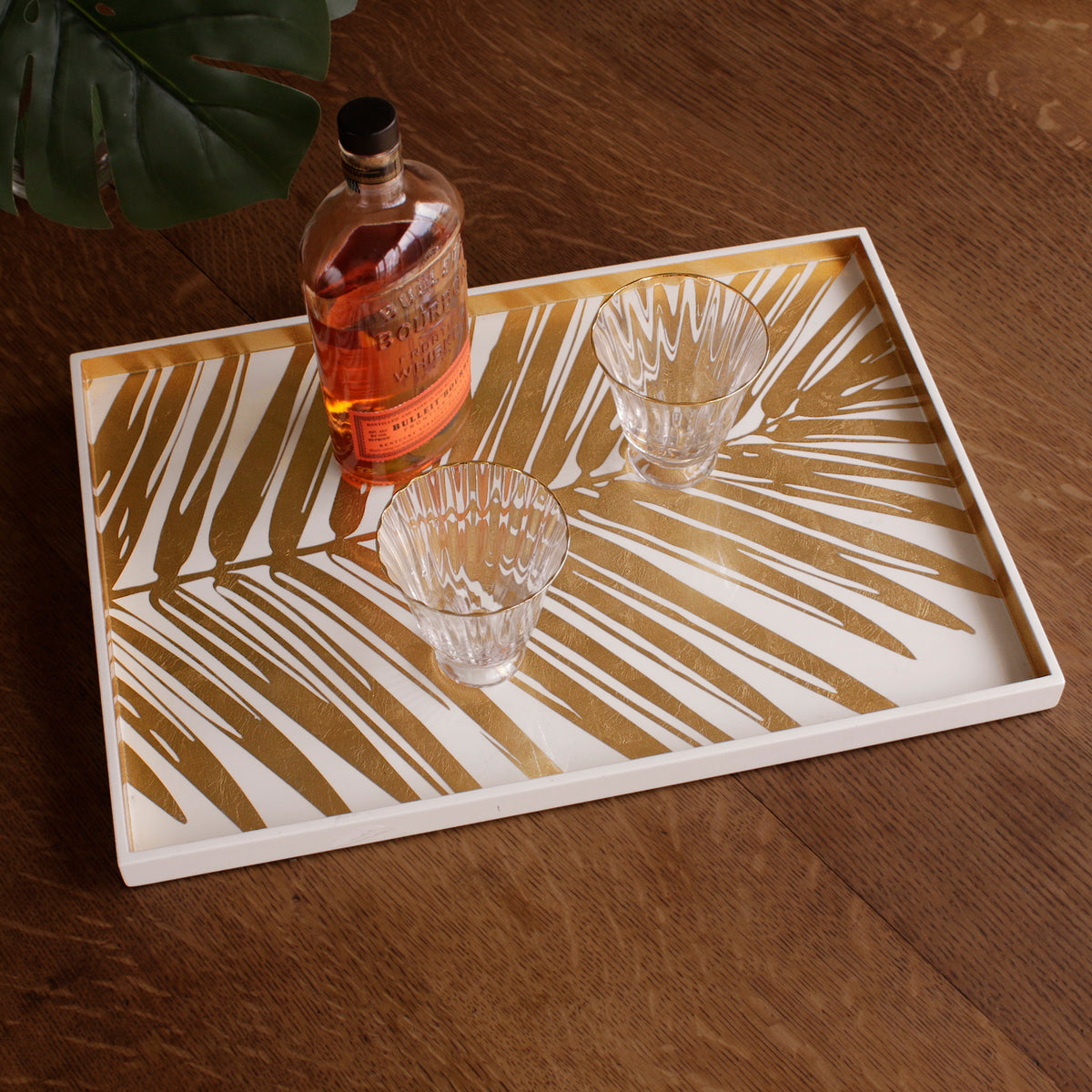 indochine-large-lacquered-palm-tray-white-and-gold