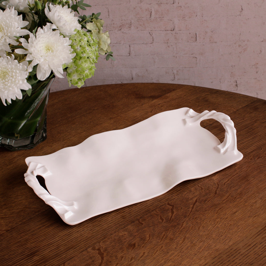 beatriz-ball-vida-sasha-long-rectangle-tray-with-handles-white