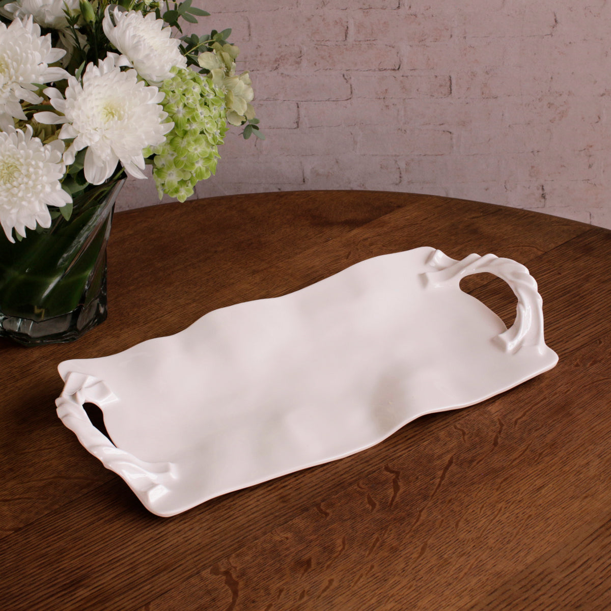 beatriz-ball-vida-sasha-long-rectangle-tray-with-handles-white