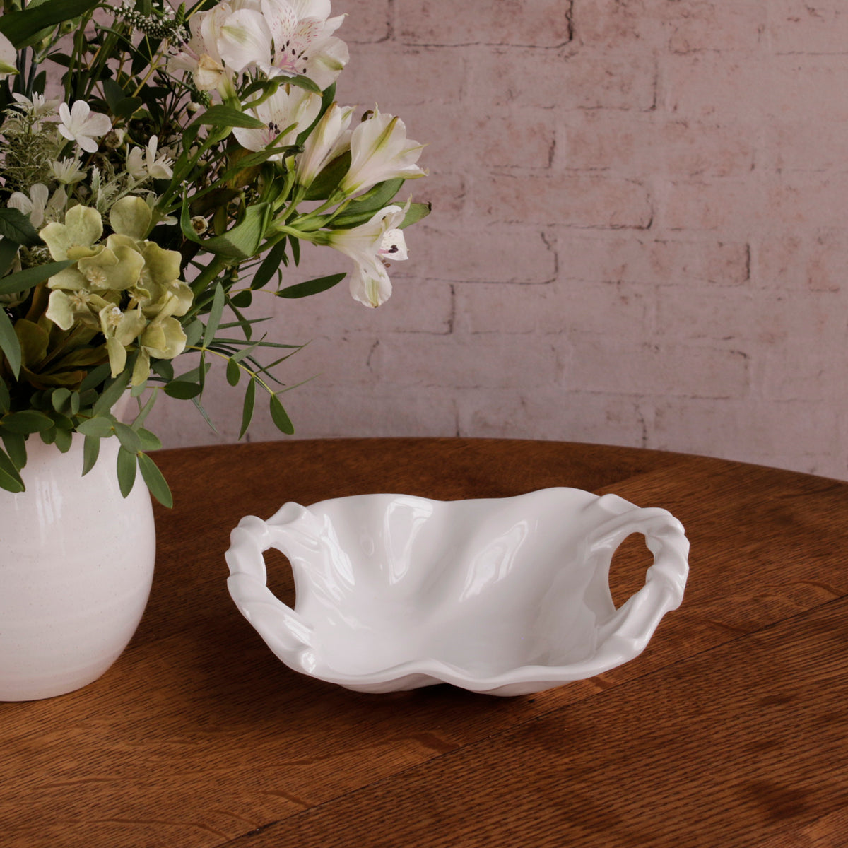 beatriz-ball-vida-sasha-small-bowl-with-handles-white