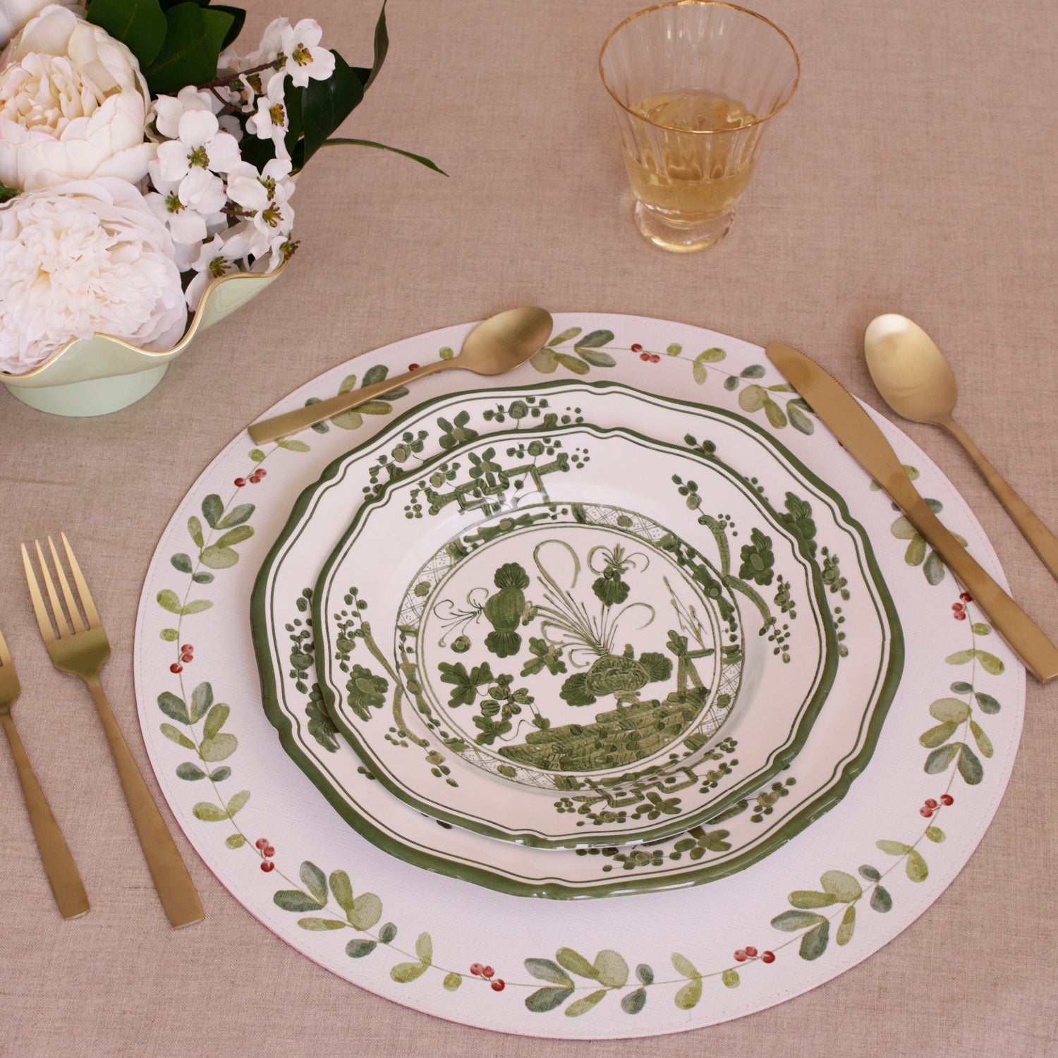 vida-faenza-9-salad-plate-set-of-4-white-and-green