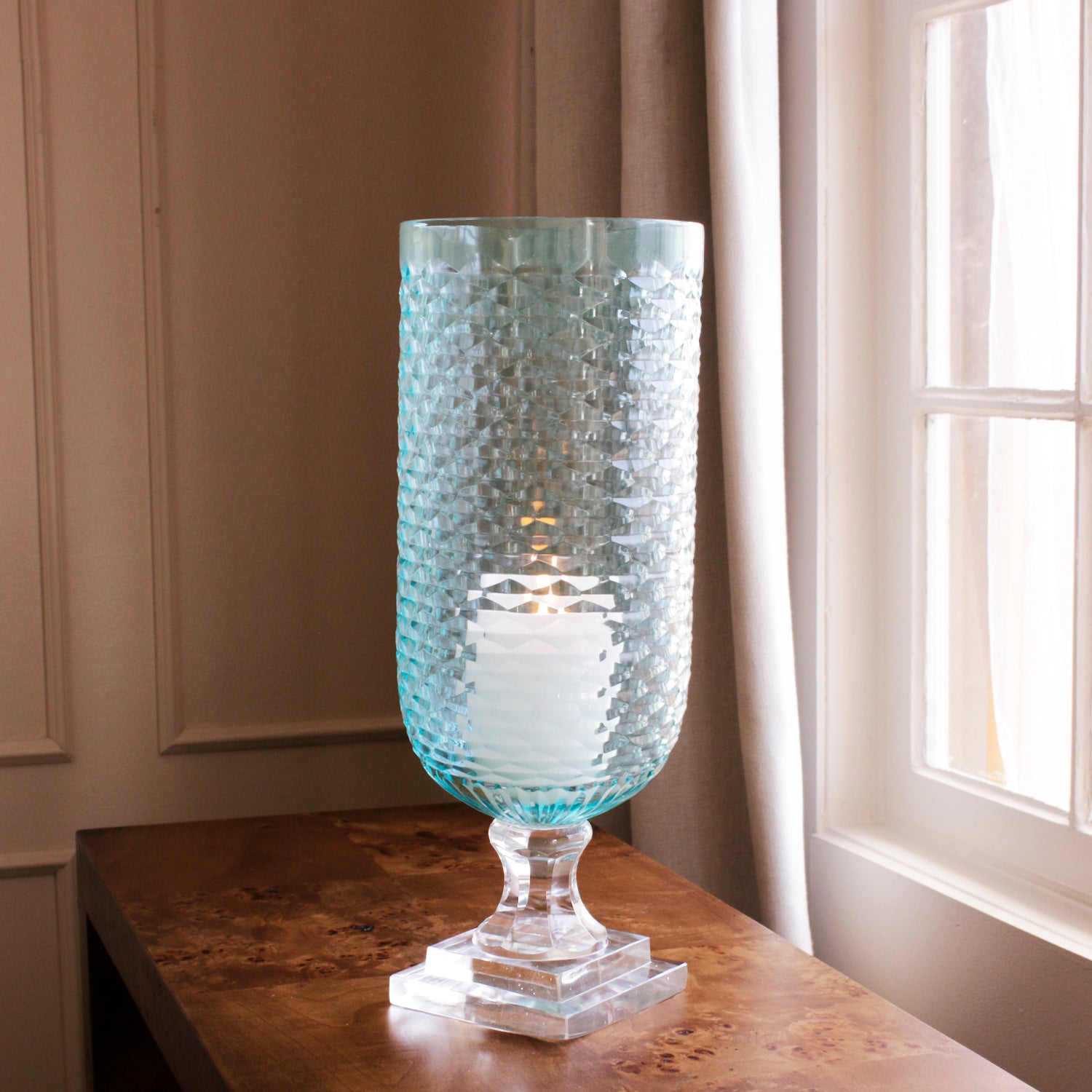 glass-eclat-tall-hurricane-pale-blue-clear