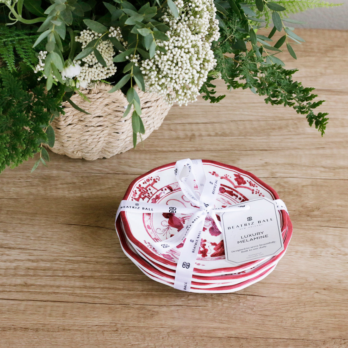VIDA Faenza Appetizer Plate Set of 4  (Red and White)