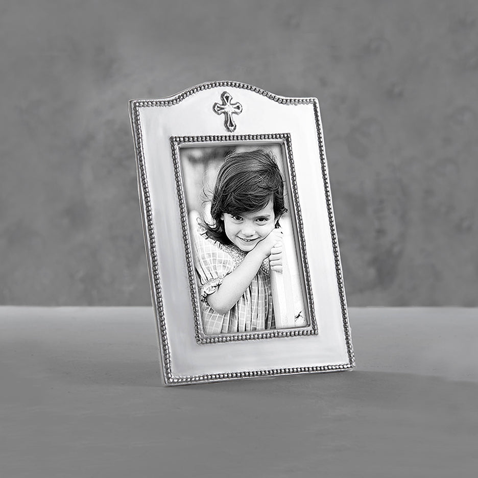 beatriz-ball-baby-cross-4-x-6-frame