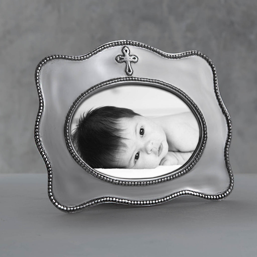 beatriz-ball-baby-cross-4-x-6-frame-horizontal