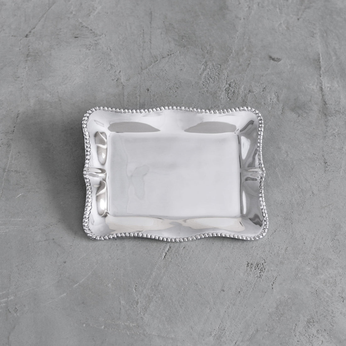 beatriz-ball-giftables-pearl-denisse-rectangular-tray
