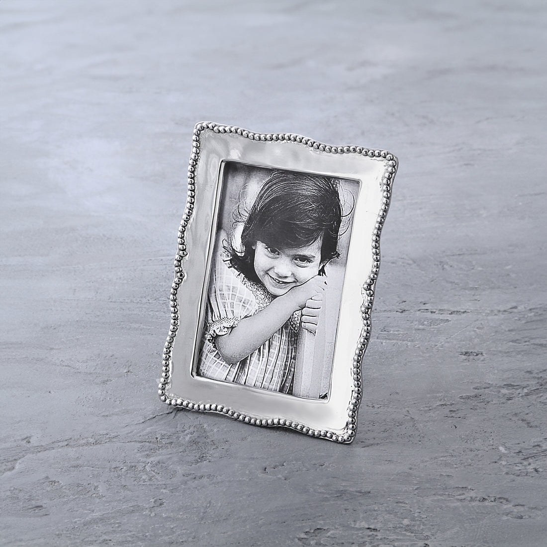 beatriz-ball-giftables-pearl-denisse-5-x-7-frame