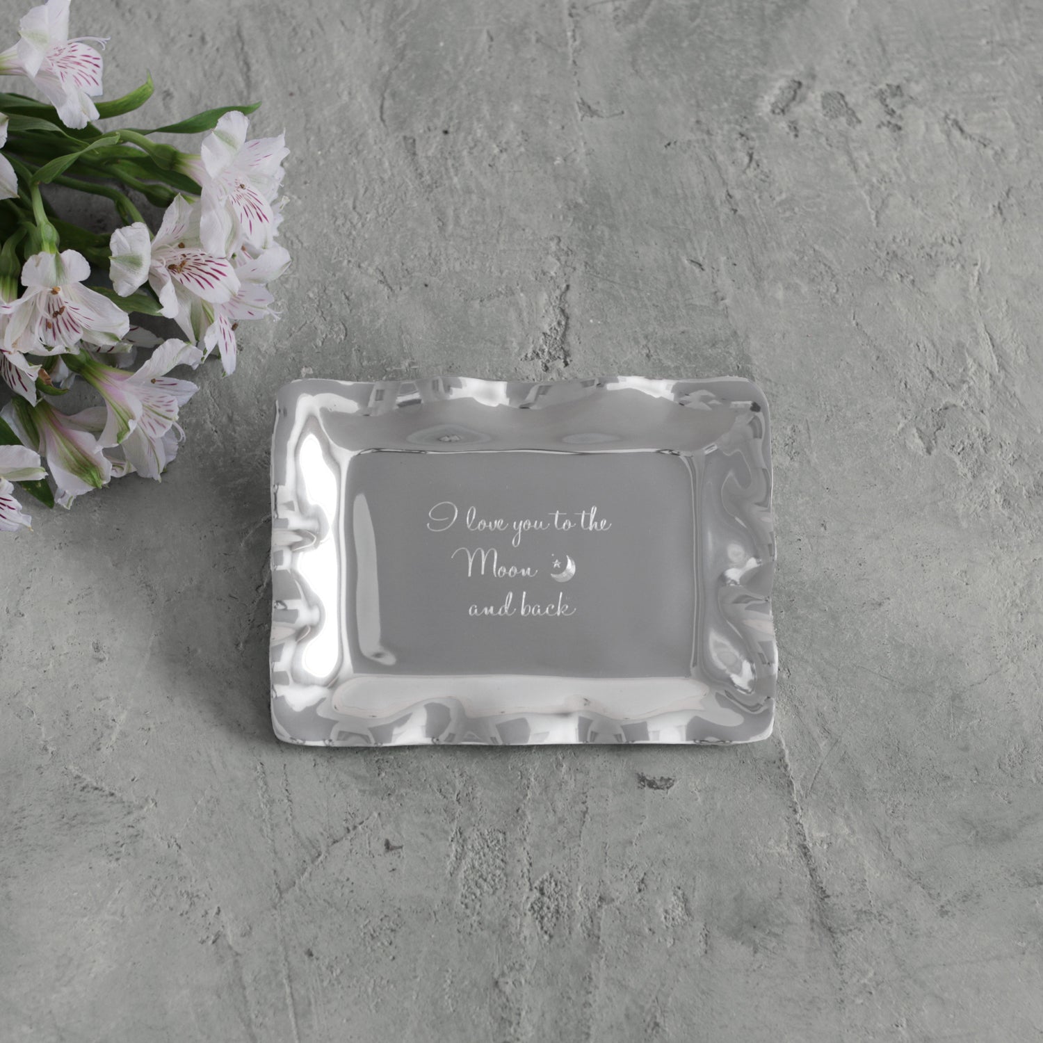 GIFTABLES Vento Engraved Tray &quot;Love you to Moon back&quot;