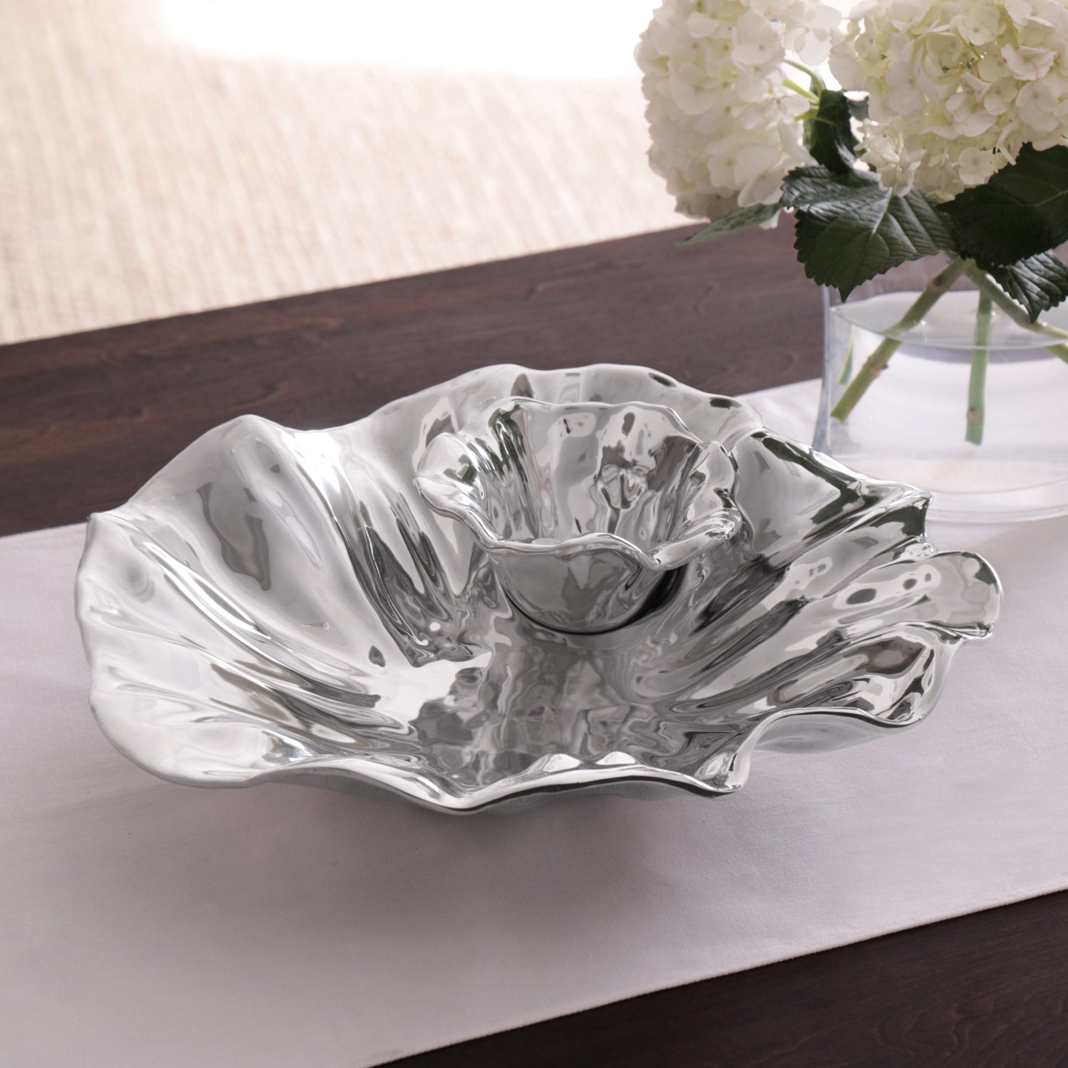 beatriz-ball-vento-bloom-chip-and-dip-seconds-non-refundable