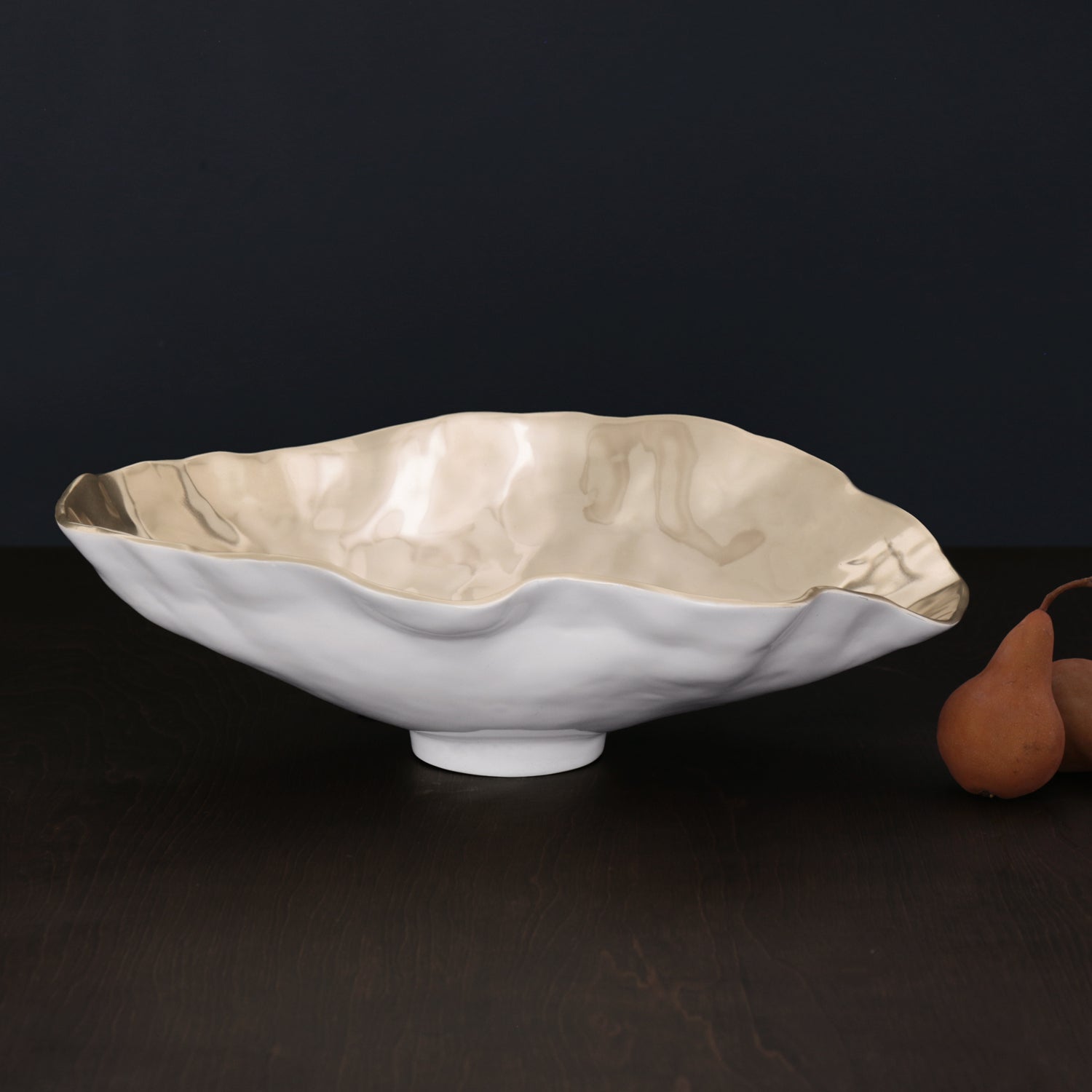 THANNI Maia Large Oval Bowl (White and Gold)