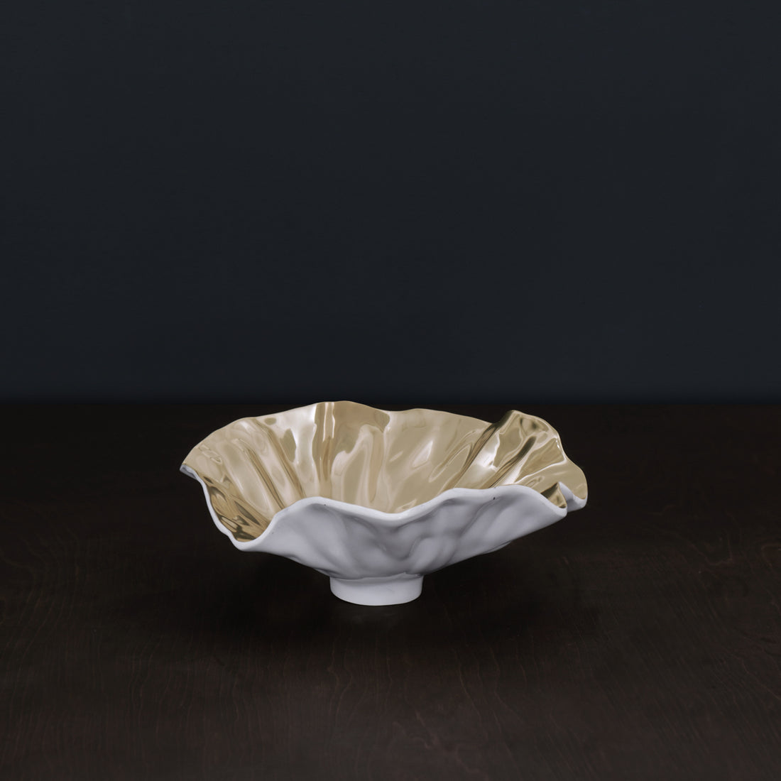 THANNI Bloom Small Bowl (White and Gold)