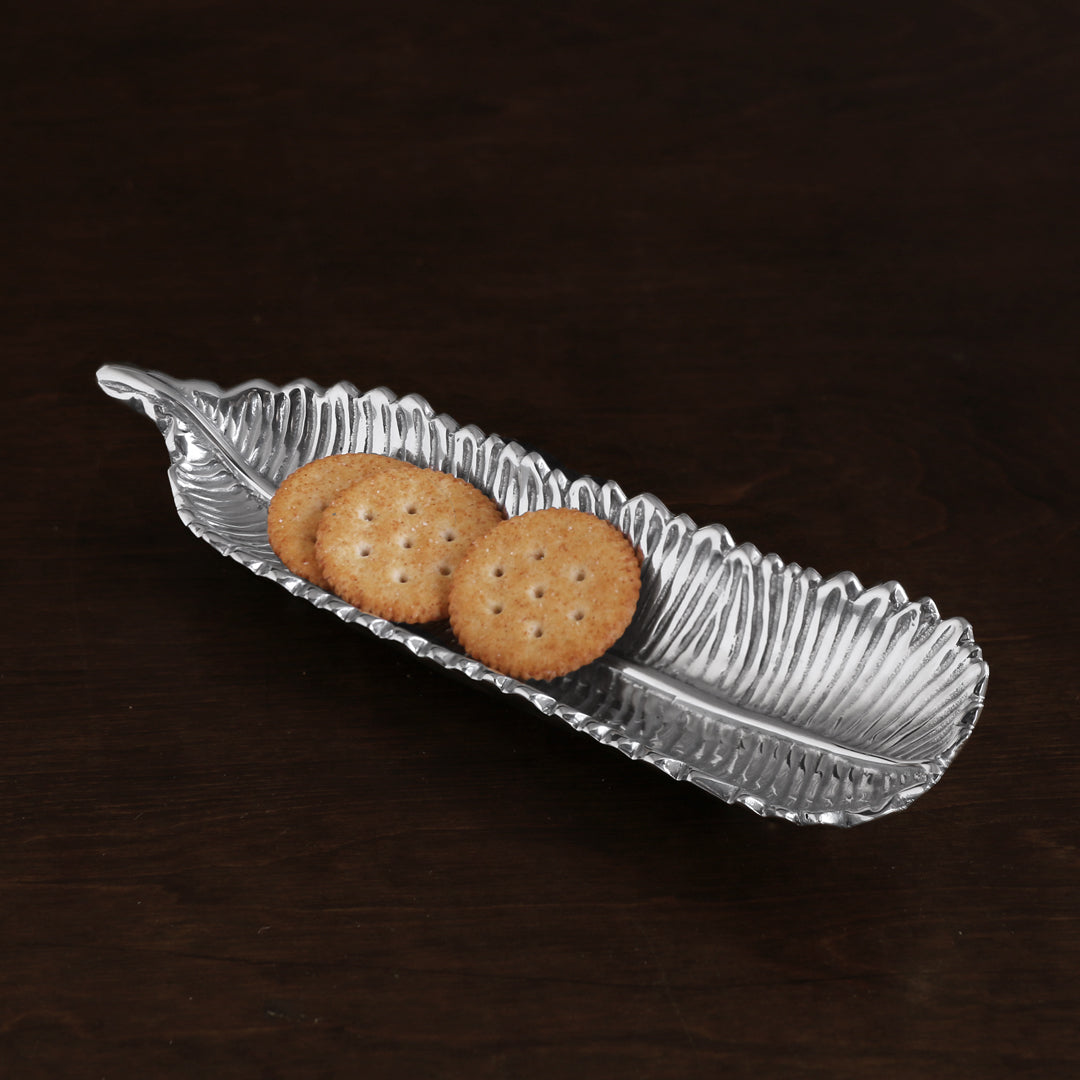 beatriz-ball-giftables-leaf-cracker-tray